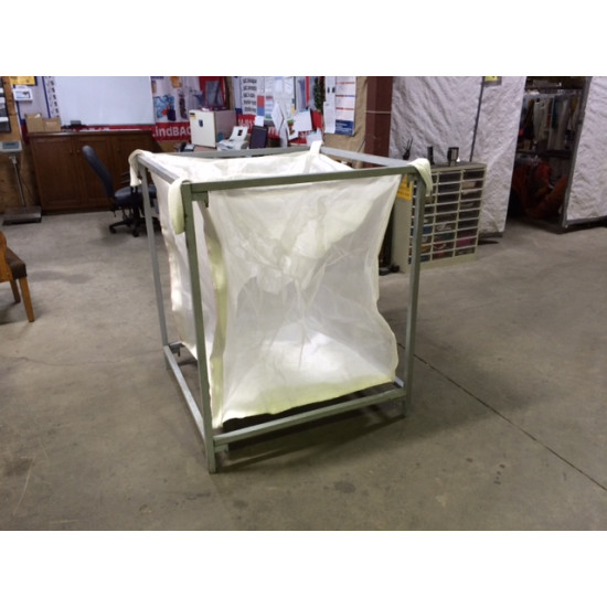 #RACK373748 SUPPORT SAC CONTENEUR 1500KG EN ACIER <br>98X98X95cm #RACK373748 SUPPORT SAC CONTENEUR 1500KG EN ACIER <br>98X98X95cm